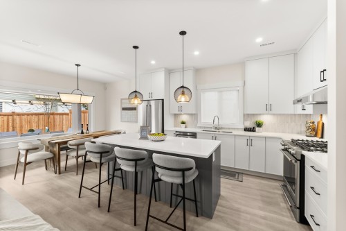 11960 4th Avenue  Richmond, BC V7E 3H8