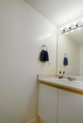 7-2561 Runnel Drive, Coquitlam, BC 