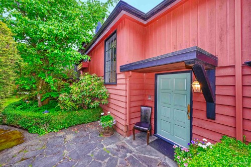 6786 Blenheim Street, Vancouver, BC 