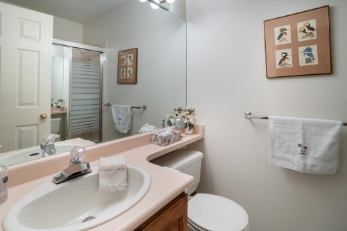 1570 Enderby Avenue, Delta, BC 