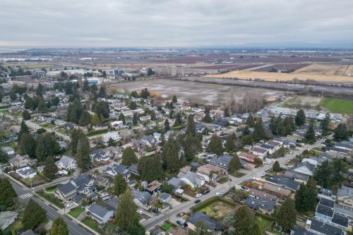 1570 Enderby Avenue, Delta, BC 