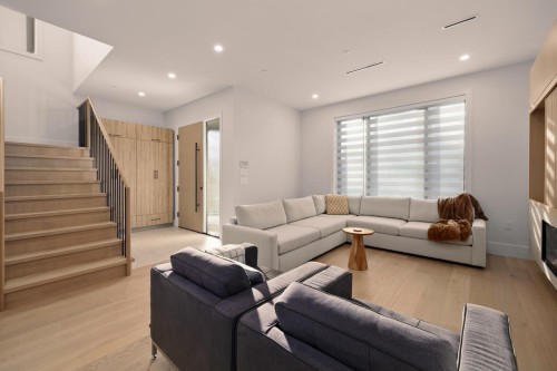 6408 Vine Street, Vancouver, BC 