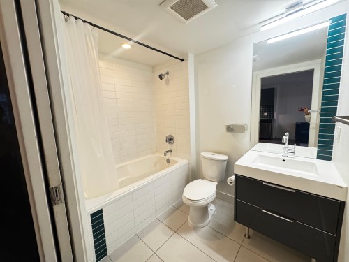 605-1325 Rolston Street, Vancouver, BC 