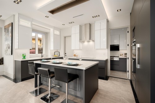 6571 Whiteoak Drive, Richmond, BC 