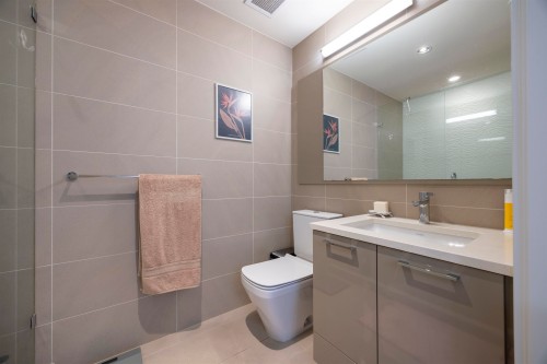 208-4408 Cambie Street, Vancouver, BC 