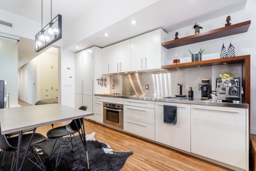 211-36 Water Street, Vancouver, BC 