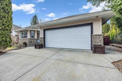 23800 122 Avenue  Maple Ridge, BC V4R 1N2