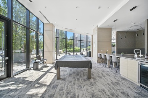 212-9233 Odlin Road, Richmond, BC 