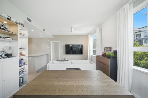 212-9233 Odlin Road, Richmond, BC 