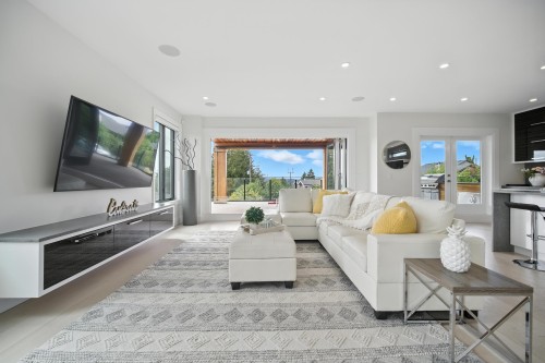 2113 Dawes Hill Road, Coquitlam, BC 