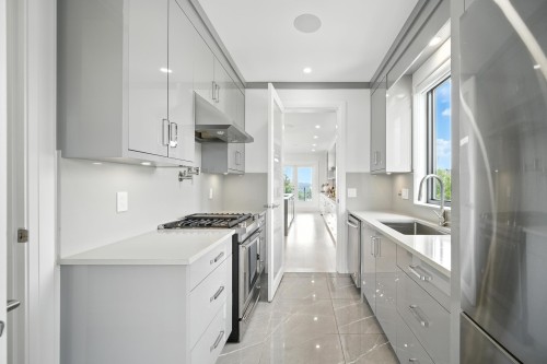 2113 Dawes Hill Road, Coquitlam, BC 