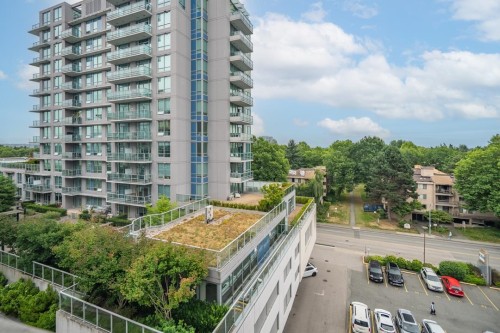 901-8288 Lansdowne Road, Richmond, BC 