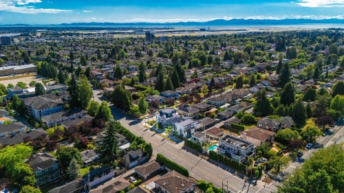 1010 57Th Avenue W, Vancouver, BC 