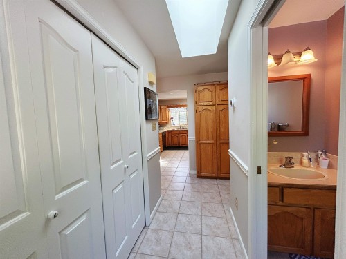 5466 15B Avenue, Delta, BC 