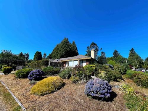 5466 15B Avenue, Delta, BC 