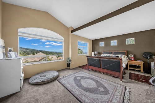 1601 Pinetree Way, Coquitlam, BC 