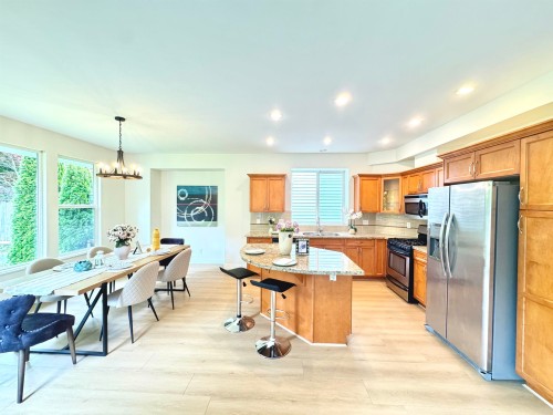 99 Maple Drive, Port Moody, BC 