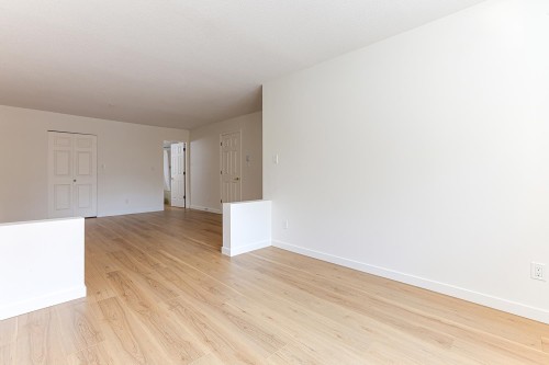 201-1150 54A Street, Delta, BC 