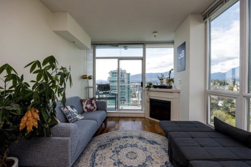 2107-188 Esplanade E, North Vancouver, BC 