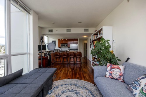 2107-188 Esplanade E, North Vancouver, BC 