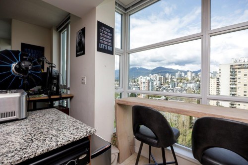 2107-188 Esplanade E, North Vancouver, BC 