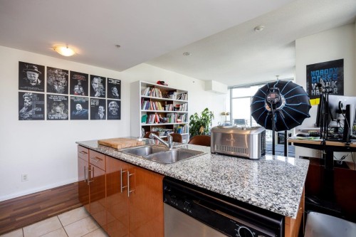 2107-188 Esplanade E, North Vancouver, BC 