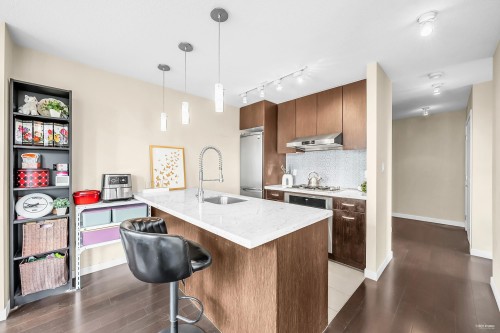 609-2982 Burlington Drive, Coquitlam, BC 