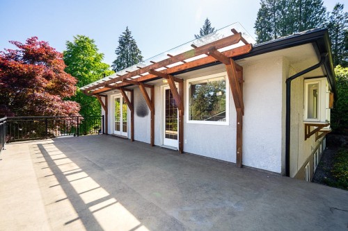 1358 14Th Street E, North Vancouver, BC 