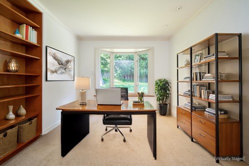 1358 14Th Street E, North Vancouver, BC 