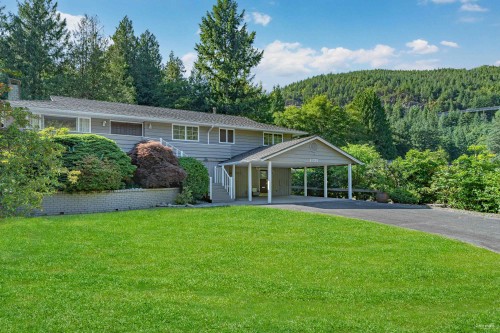 5725 Cranley Drive, West Vancouver, BC 