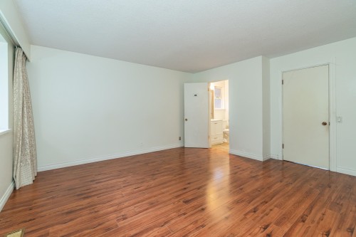 5725 Cranley Drive, West Vancouver, BC 