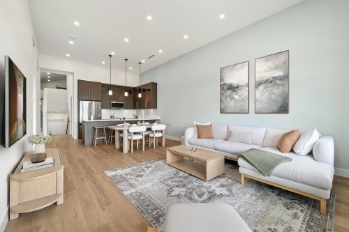 7-5522 Mccourt Road, Sechelt, BC 