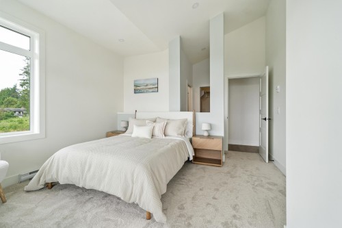 7-5522 Mccourt Road, Sechelt, BC 