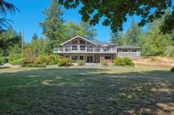 12810 Mainsail Road  Madeira Park, BC V0N 2H1
