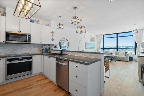 1101-4132 Halifax Street  Burnaby, BC V5C 6V1