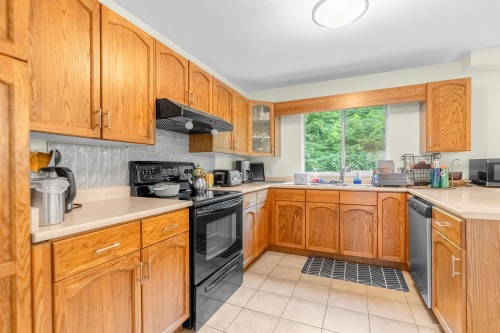 1038 Windward Drive, Coquitlam, BC 