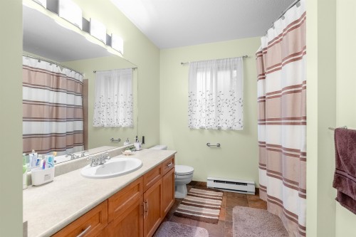 1038 Windward Drive, Coquitlam, BC 