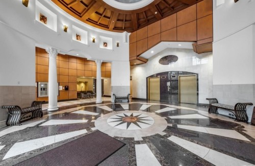 2703-1189 Howe Street, Vancouver, BC 