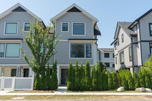 108 Jardine Street  New Westminster, BC V3M 0M4