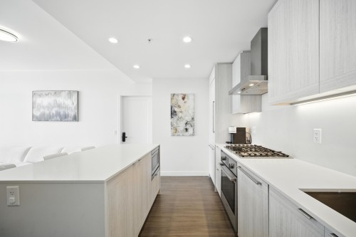 3302-2311 Beta Avenue, Burnaby, BC 