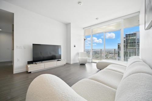 3302-2311 Beta Avenue, Burnaby, BC 