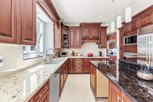 1030 33Rd Avenue W, Vancouver, BC 