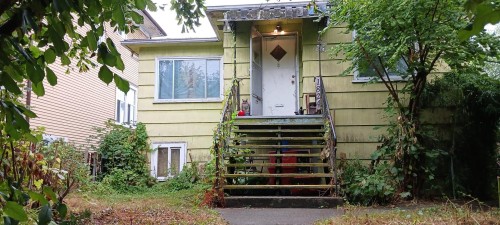 1824 11Th Avenue E, Vancouver, BC 