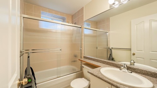 2802 45Th Avenue E, Vancouver, BC 