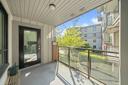 218-7058 14Th Avenue, Burnaby, BC 