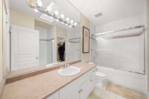 423-1185 Pacific Street, Coquitlam, BC 