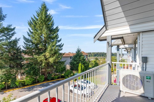 303-11601 227 Street, Maple Ridge, BC 