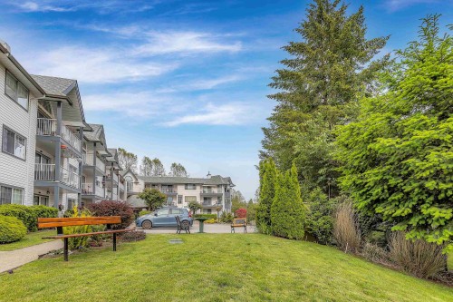 303-11601 227 Street, Maple Ridge, BC 