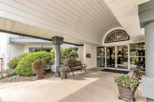 303-11601 227 Street, Maple Ridge, BC 