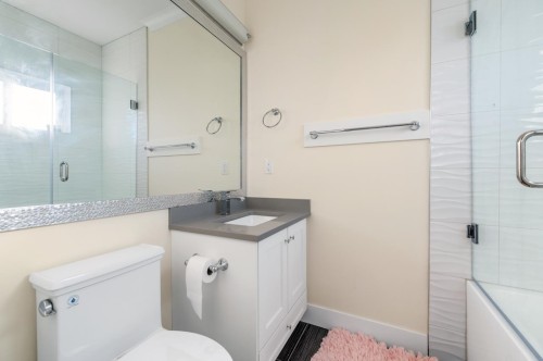 288 59Th Avenue E, Vancouver, BC 